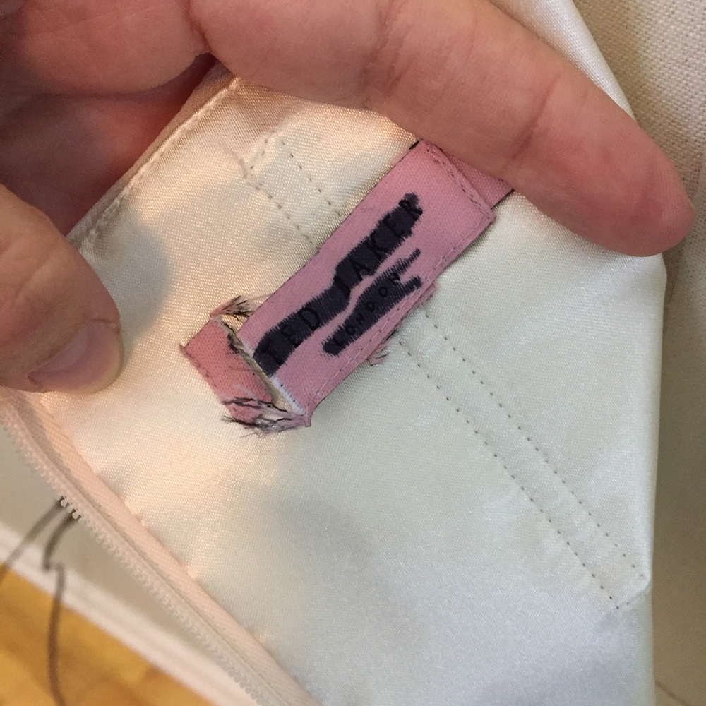 FINAL PRICE! TED BAKER Balfo Cream Silk Dress/Gown - Picture 6 of 6