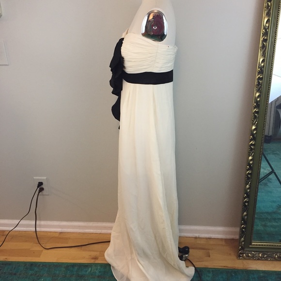 FINAL PRICE! TED BAKER Balfo Cream Silk Dress/Gown - Picture 4 of 6