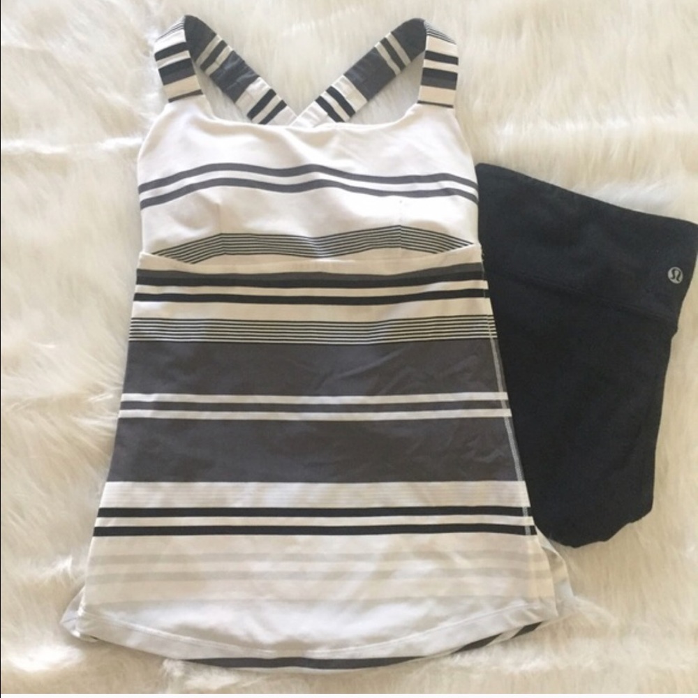 Luluemon top size 2