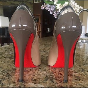 Louboutin brand new technicatina patent pumps!