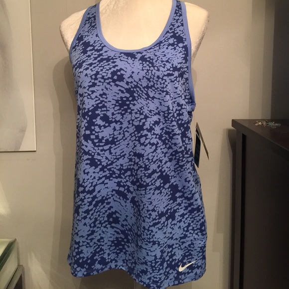 Nike Tops - Nike Tee - FINAL PRICE!