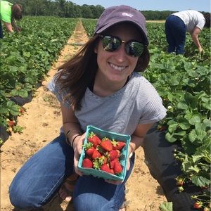 Meet your Posher, Gab