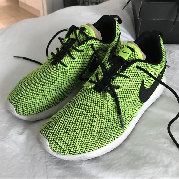 nike roshe women size 6 nike roshe women size 6
