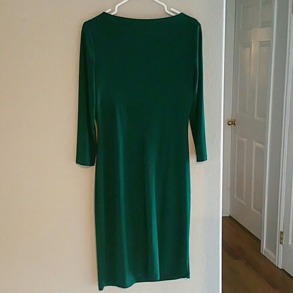 Dress - Picture 3 of 3