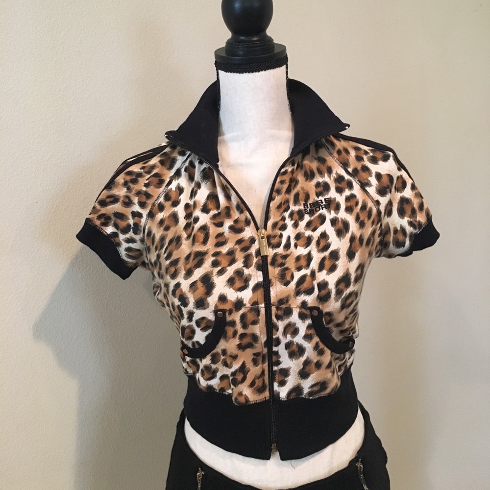 Bebe cropped short sleeve leopard jacket