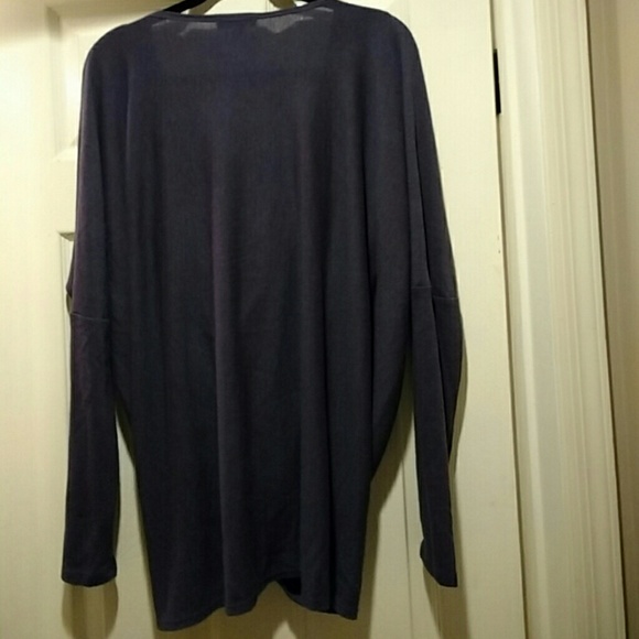 Top - Picture 4 of 5