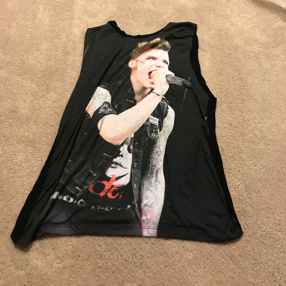 Andy Black Muscle Tee
