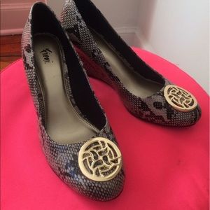 All closet sale!! Faux snake skin wedges