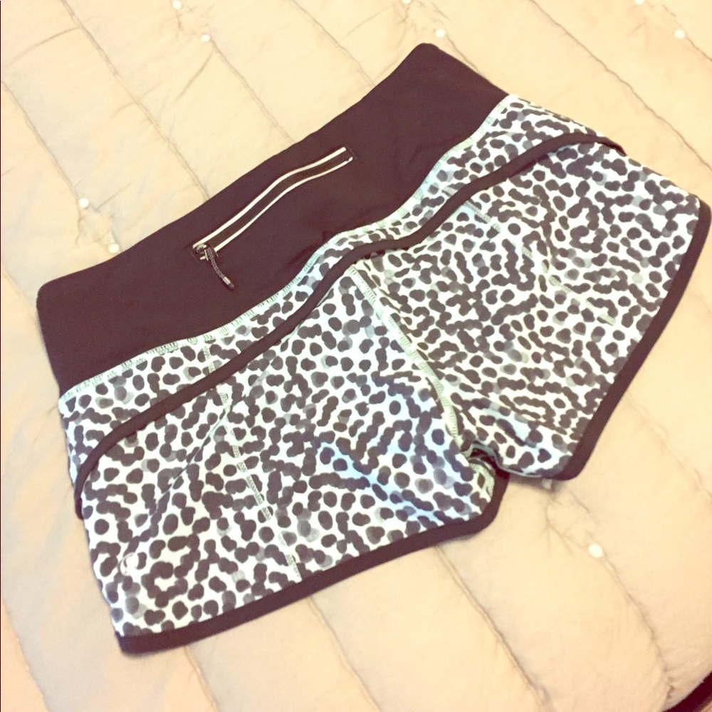 NWT Lululemon Shorts Size 4