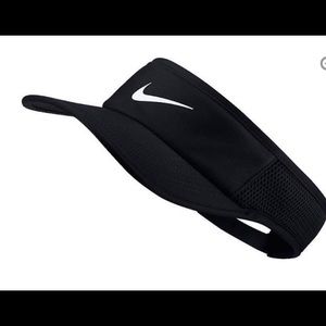Nike visor