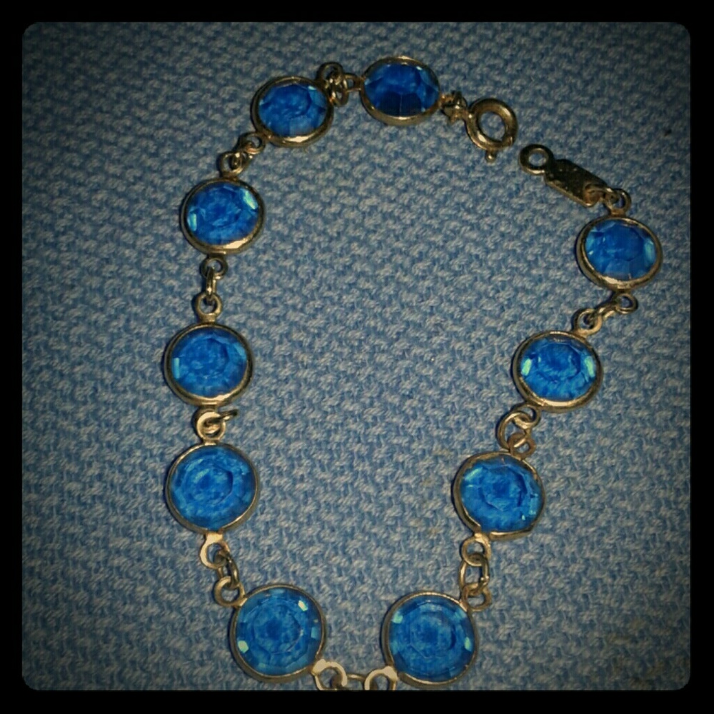 Blue and goldtone bracelet