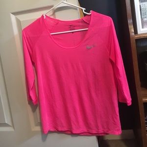 3 quarter sleeve Dri-fit NIKE shirt