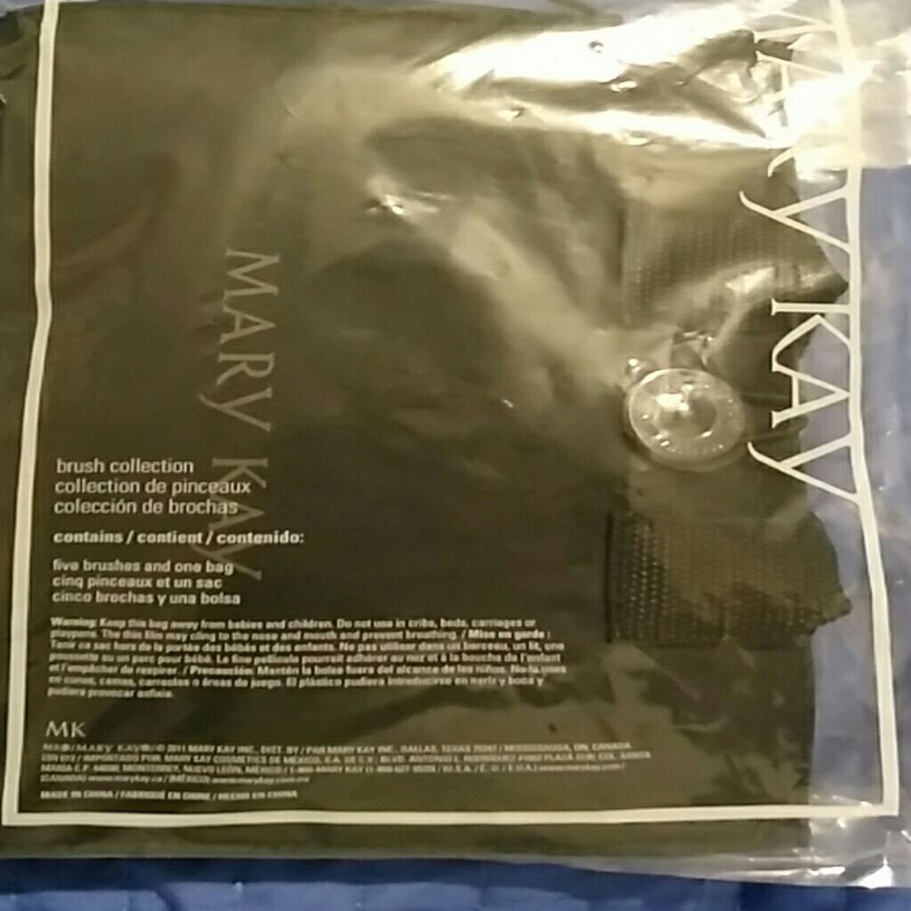 Makeup bag
