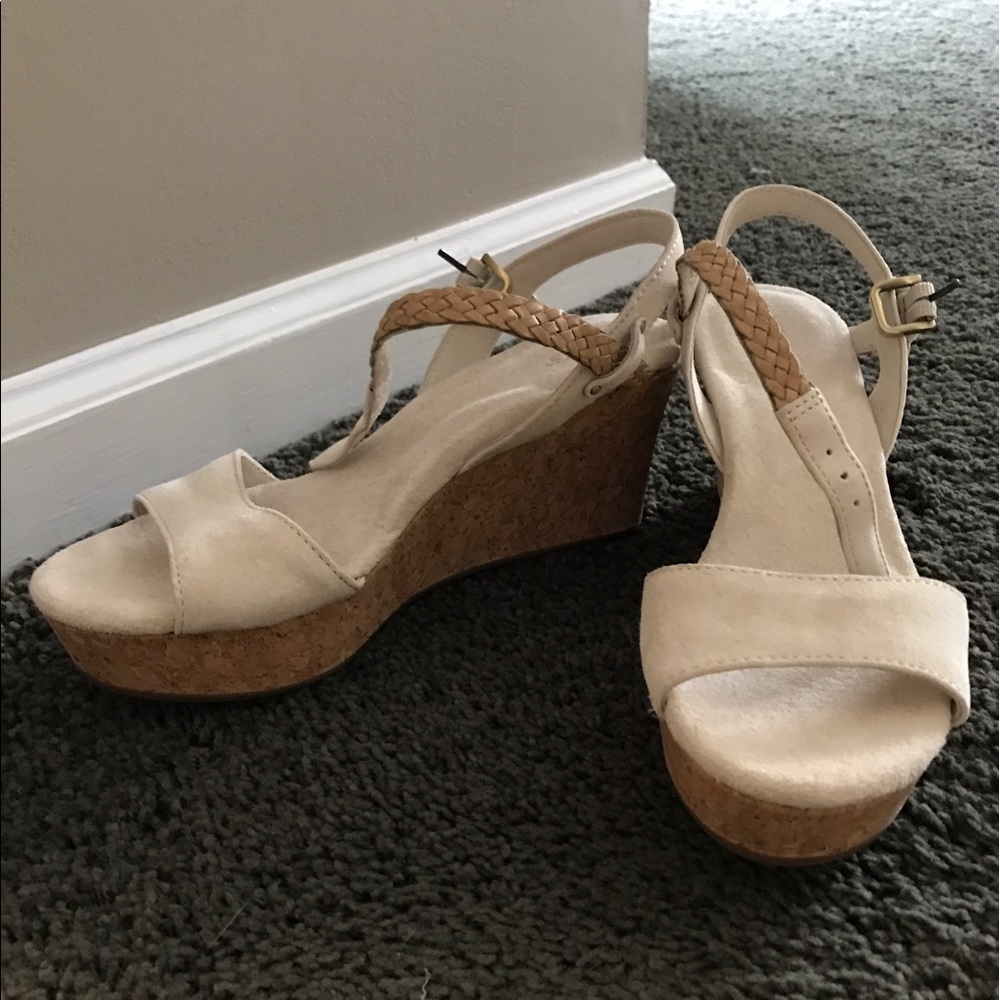 UGG wedges