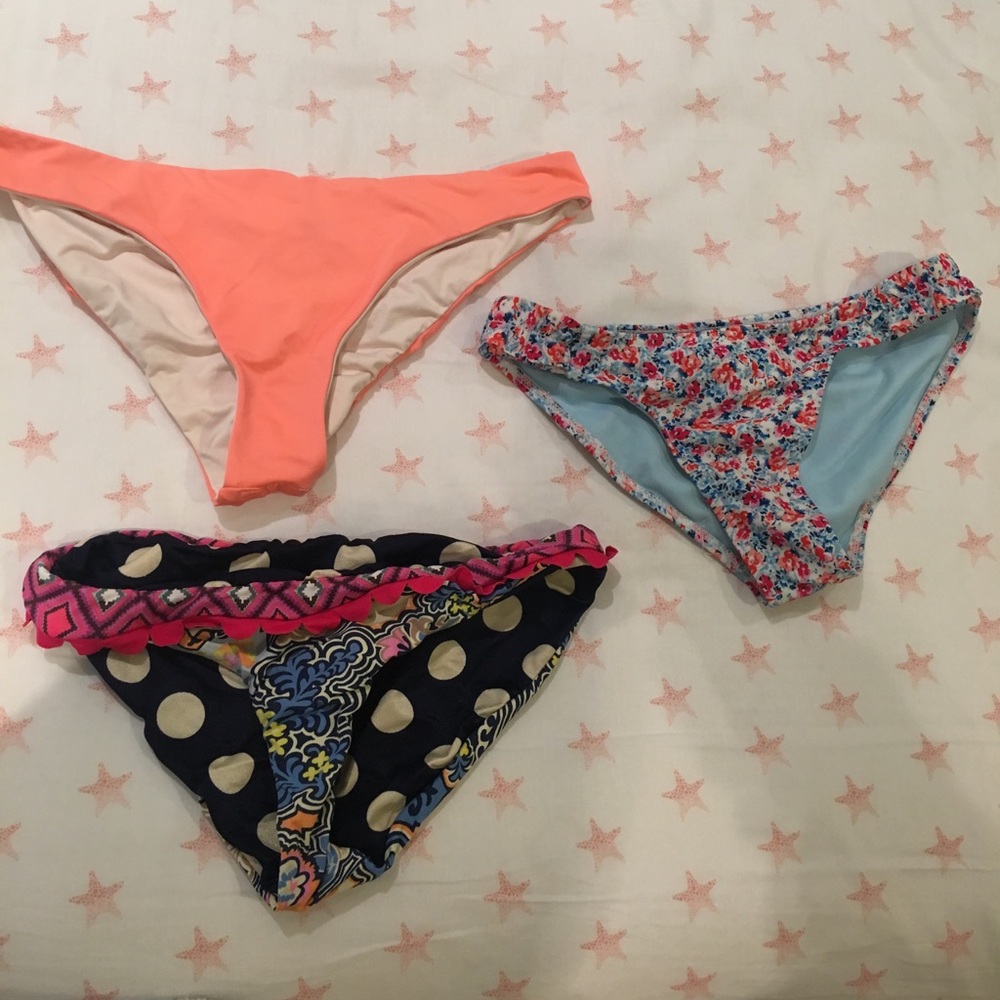 Bundle of bikini bottoms