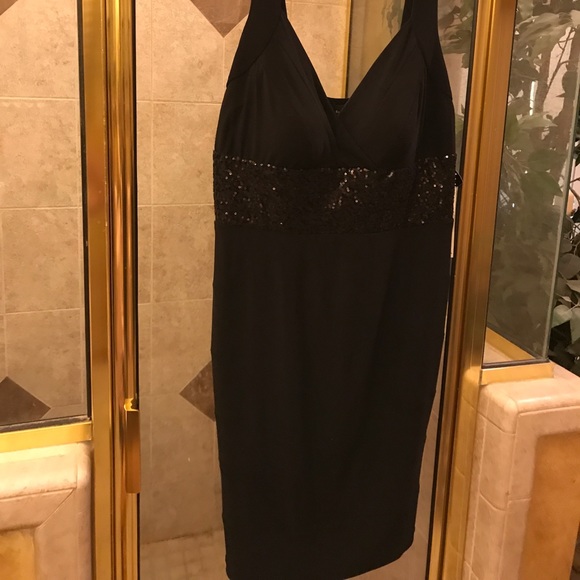 👋🏼Closing Closet Sale👋🏼 - Picture 2 of 5