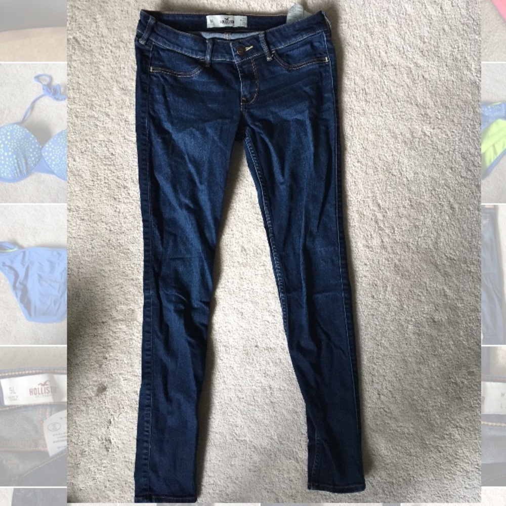 SIZE 5. Hollister skinny jeans