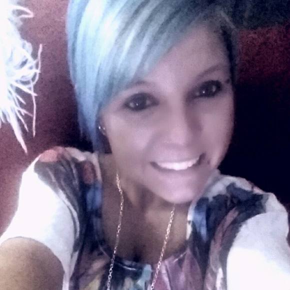 Meet your Posher, Cassie - Picture 1 of 1