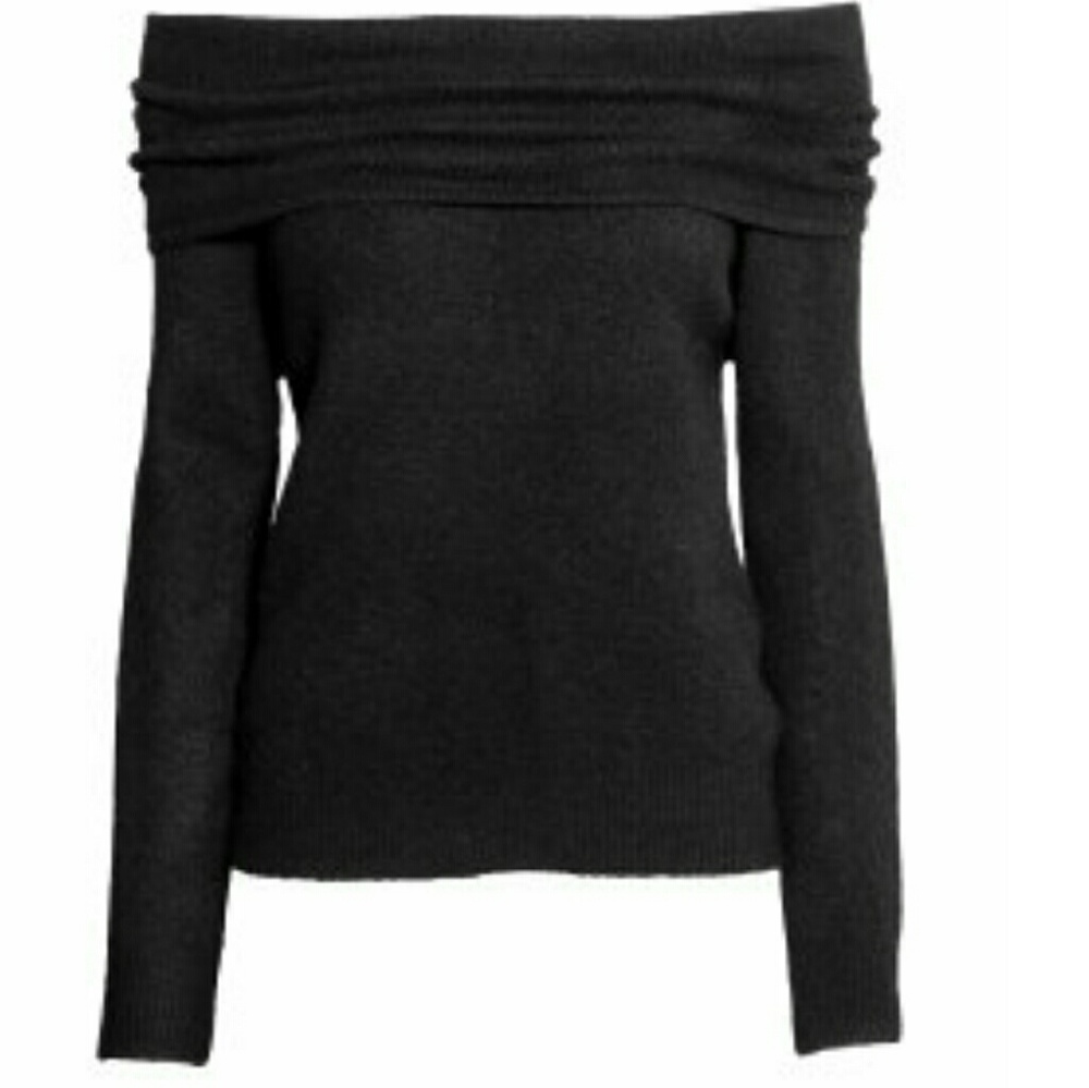 Off shoulder sweater