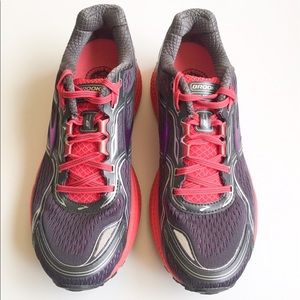 Brooks Ghost 8th Edition Running Shoes