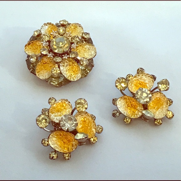 Vintage "Stix, Baer & Fuller" Brooch and Earrings - Picture 1 of 4
