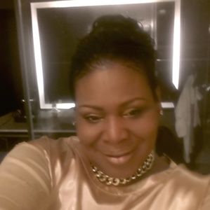 Meet your Posher, Pamela