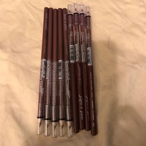 Set of 9 Wet 'N Wild lip liners all brand new
