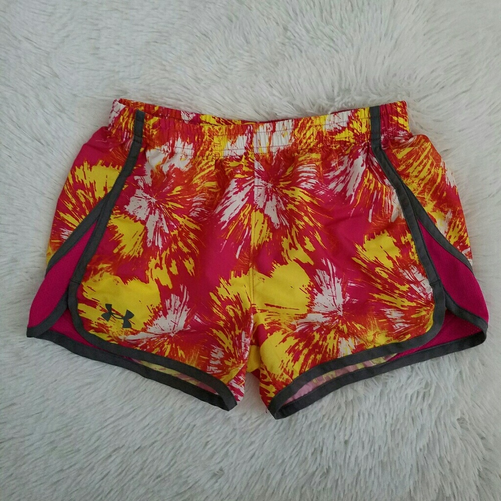 Under Armor Shorts. Youth Large