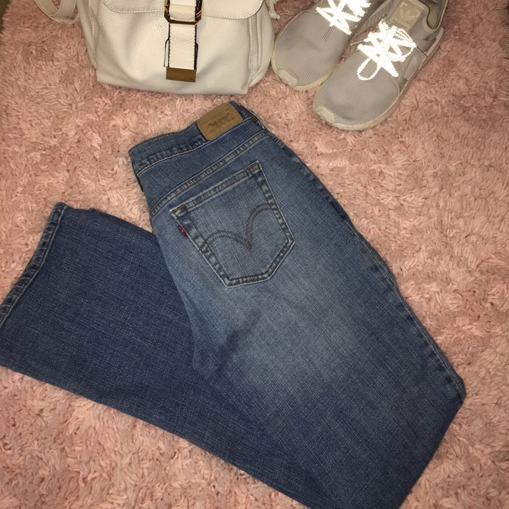 Levi jeans