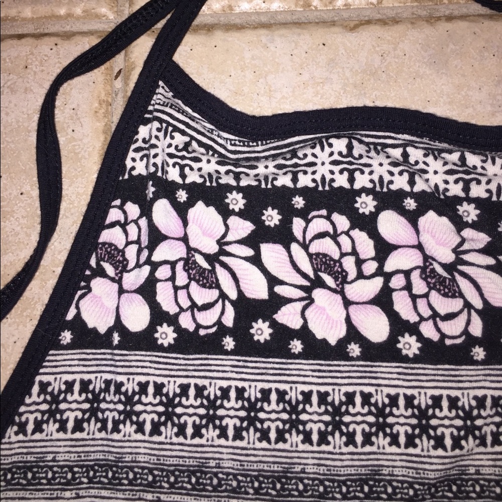 Halter top - Picture 3 of 4