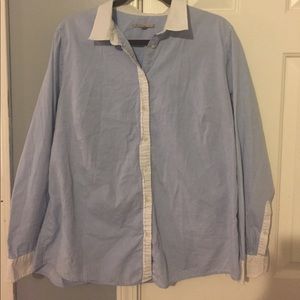 GAP BUTTON DOWN