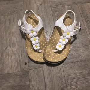 Children's place size 8 girls sandals