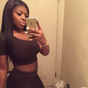 Meet your Posher, Brooke