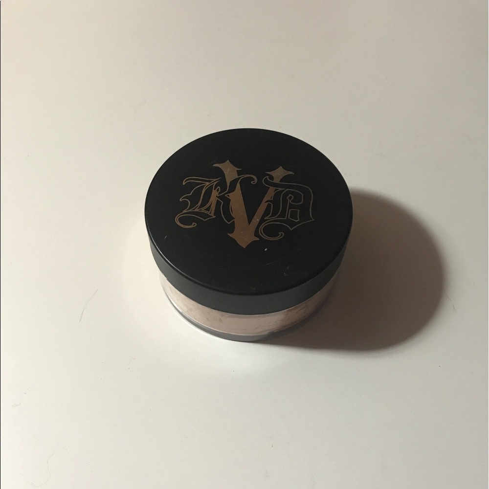 ❌SOLD❌Kat von d lock it setting powder