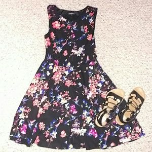 Express Sleeveless Dress - Floral and hummingbird!