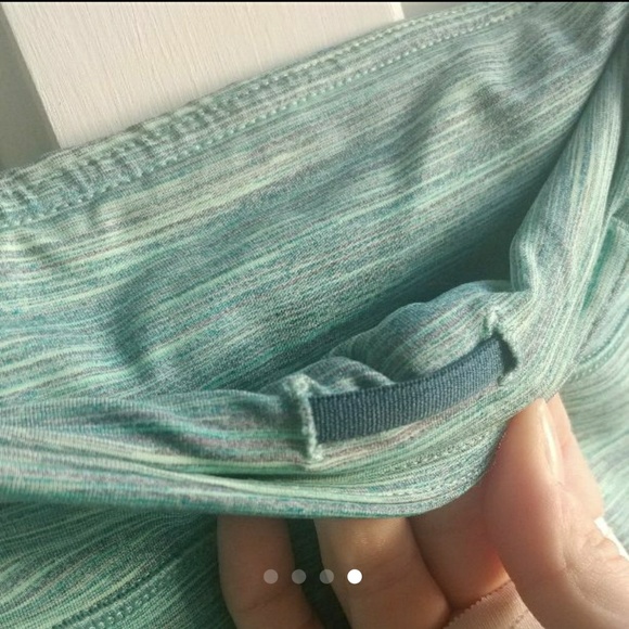 SOLD**Lululemon pace rivals crops - Picture 3 of 4