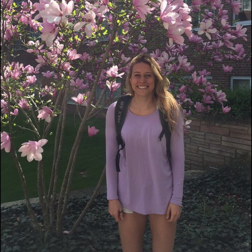 Meet your Posher, Kayla