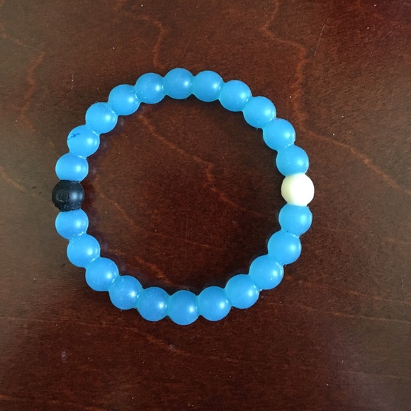 3 Lokai Bracelet Set - Picture 3 of 4