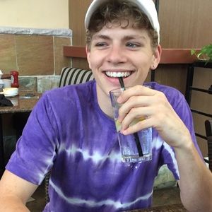 Meet your Posher, Stephen