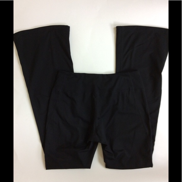 SOLD Zella "Barely Flare Booty" Pants - Picture 4 of 6