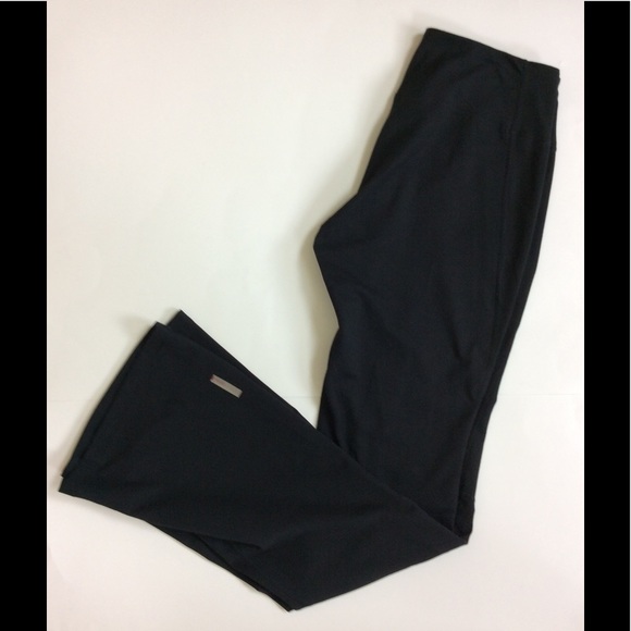 SOLD Zella "Barely Flare Booty" Pants - Picture 6 of 6