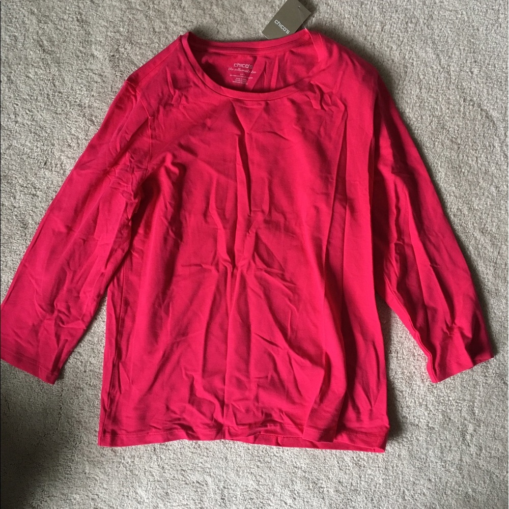 Chicos athletic 3/4 top. SIZE 1