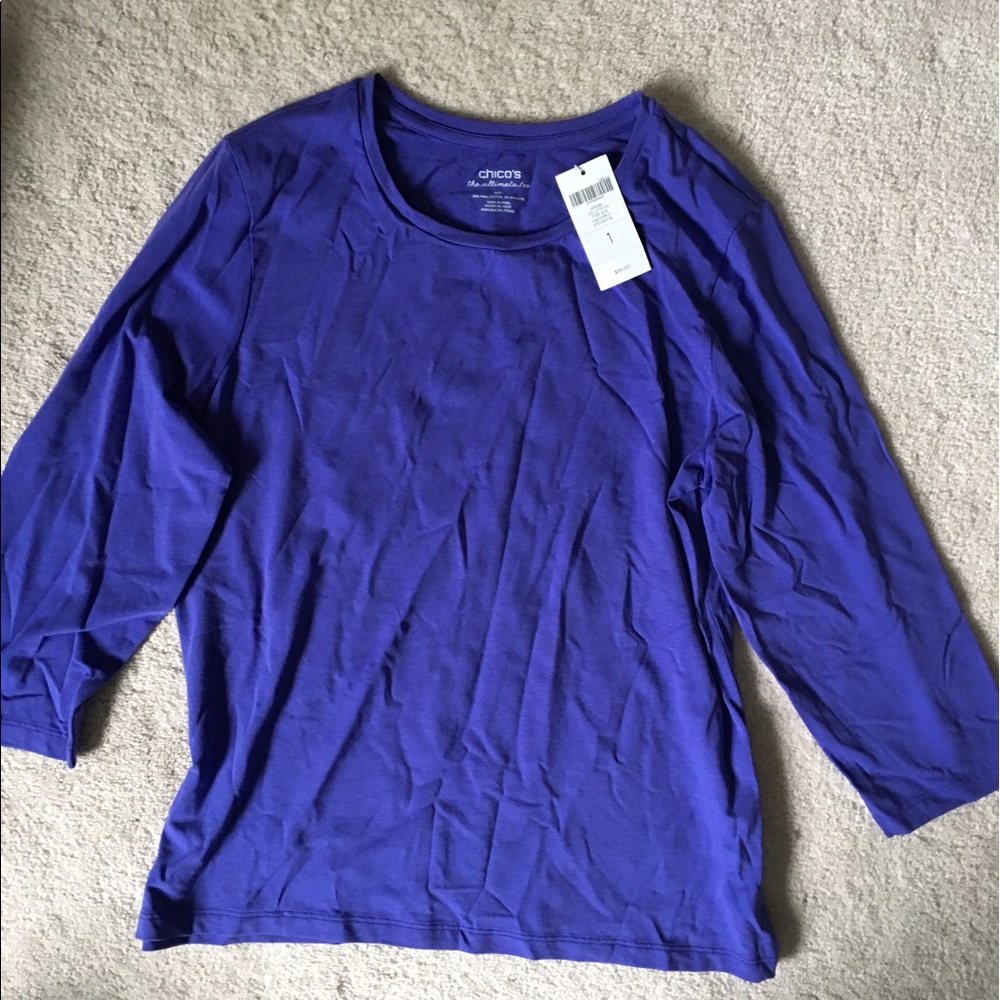 Chicos 3/4 athletic top. SIZE 1