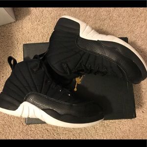 Boys gently worn Jordan's!!!