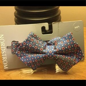 Nordstrom kids bow tie. NWT