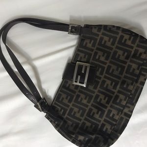 AUTHENTIC VINTAGE FENDI HANDBAG