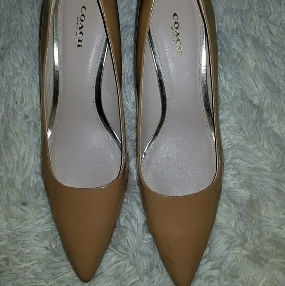 Sold ♨️♨️♨️Coach♨️♨️♨️ - Picture 1 of 4