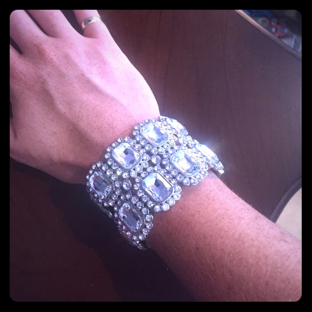 Stretch silver tone, rhinestone bracelet