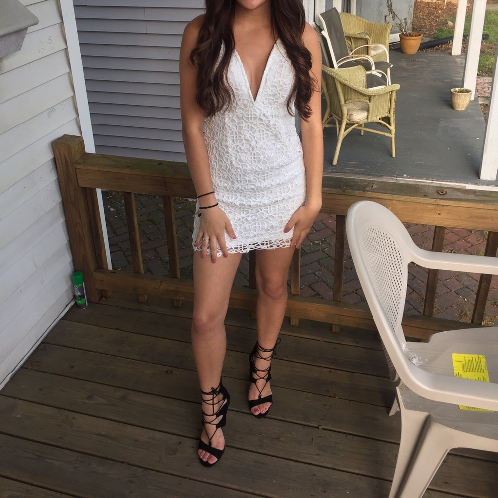White, lace detail forever 21 dress