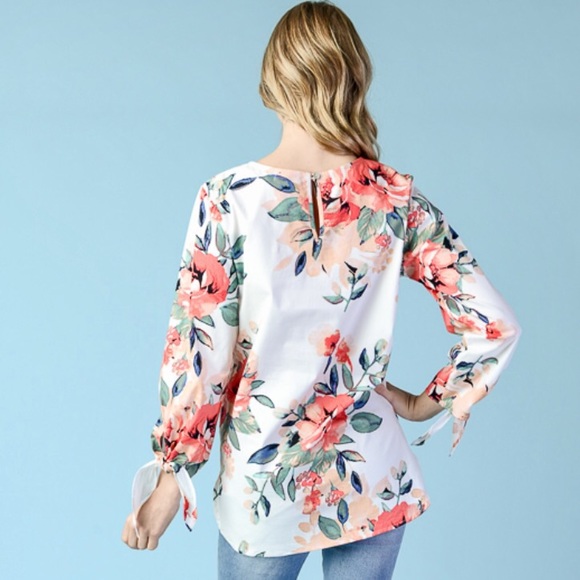 LAST ONE!! Jessa Floral Cotton Tunic Tie Sleeve - Picture 8 of 8